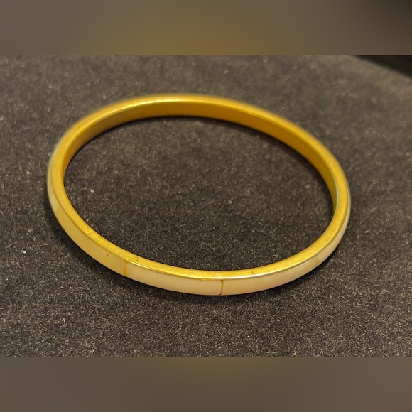 ✨9 Vintage Gold-Tone Mixed Media Bangle Bracelets✨ - Picture 3 of 8